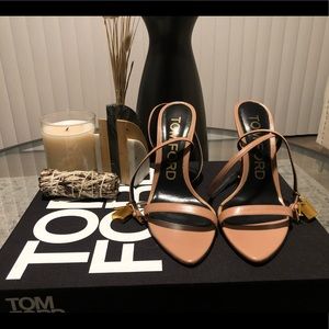 TOM FORD LOCK HEELS
